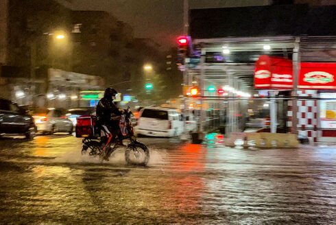 ניו יורק בגשם שוטף , AFP