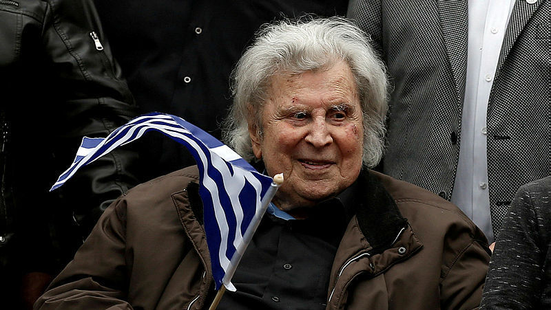 המלחין היווני מיקיס תאודורקיס הלך לעולמו בגיל 96