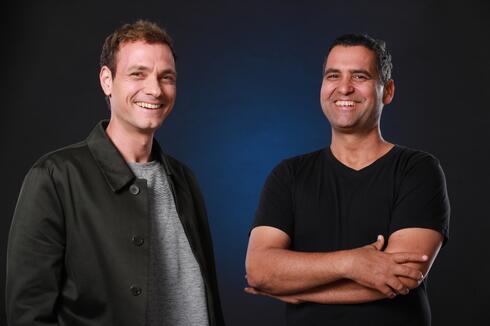 המייסדים: ליאב גפן (מימין) ואוריאל אהרוני(משמאל), דין אהרוני
