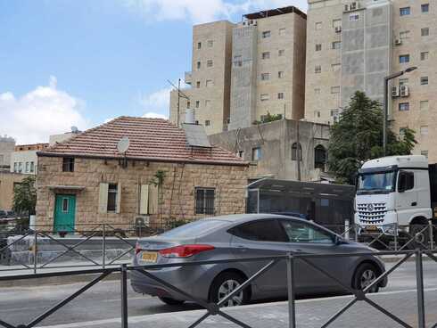 מגרש רחוב ירמיהו 72 בכניסה לירושלים, צילום: קהילת גור תורה 