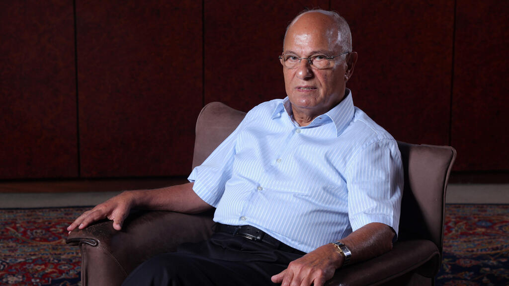 שלמה אליהו בעל השליטה במגדל