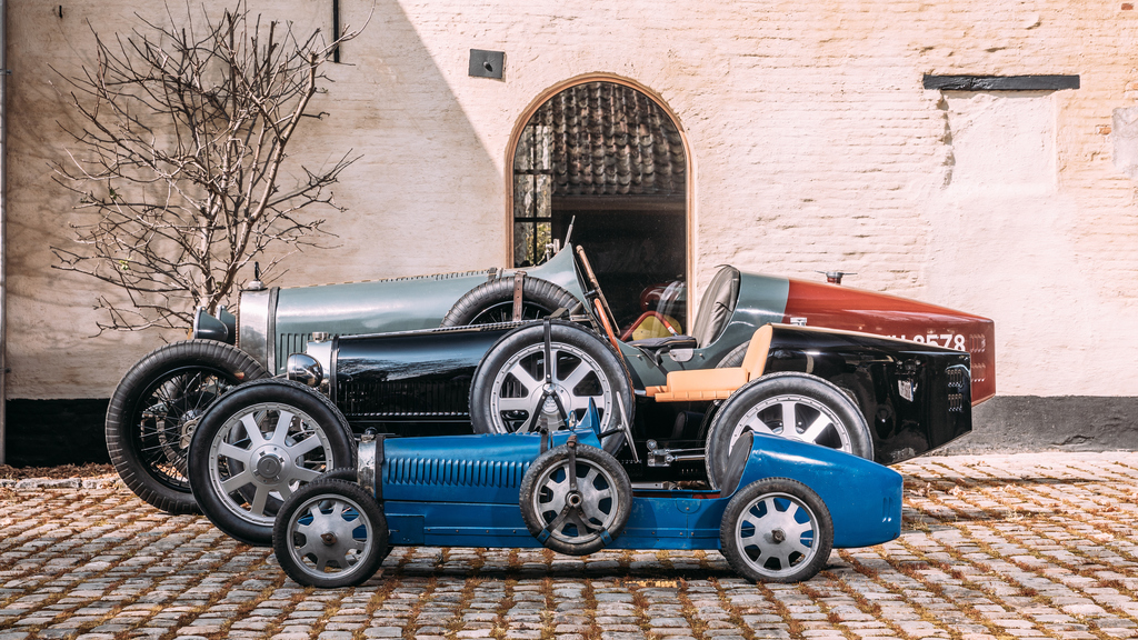 בייבי בוגאטי מכונית צעצוע צעצועים 