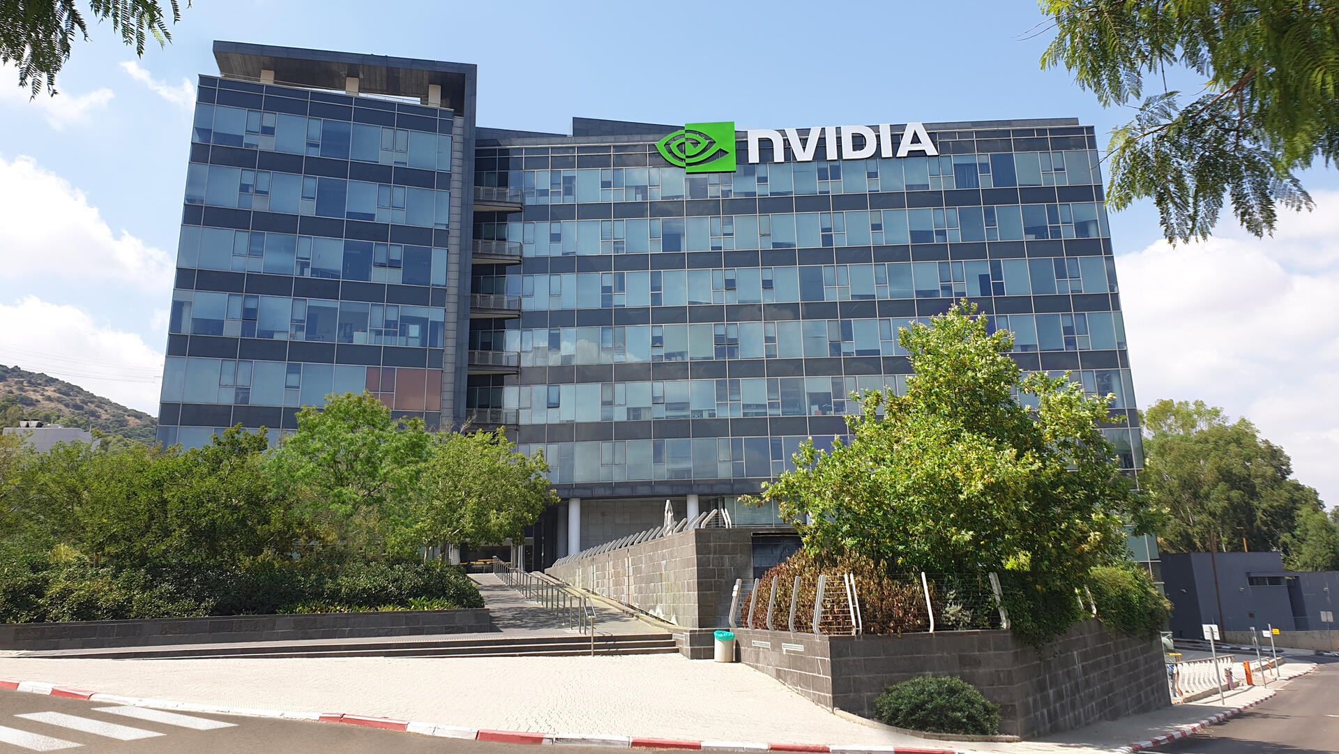 Nvidia- מספקיות השבבים המובילות בעולם