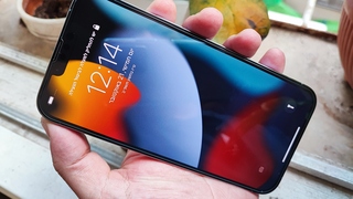 נעים להכיר אייפון 13 פרו מקס עם המסך היפהפה הזה
