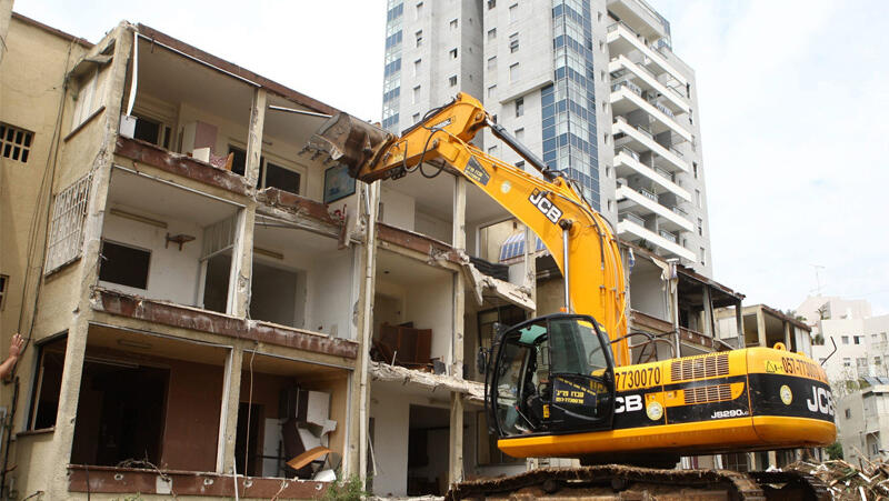 תקנות חדשות: יזמי פינוי בינוי יחויבו לספק לבעלי הדירות ערבויות לפני הריסת בניין