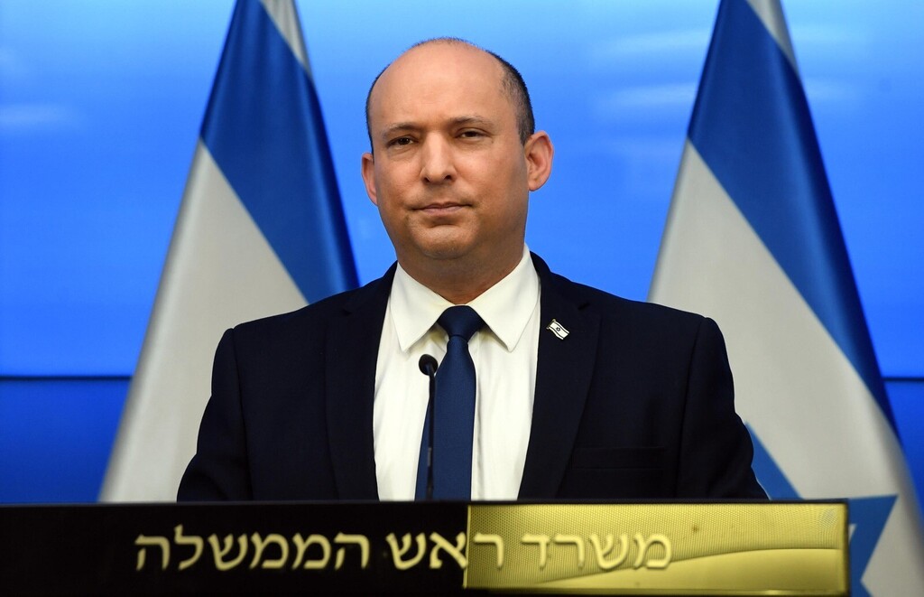 ראש הממשלה נפתלי בנט במסיבת עיתונאים לאחר העברת התקציב