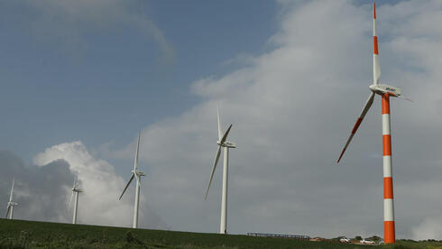 טורבינות רוח לייצור חשמל בגלבוע, צילום:  אלעד גרשגורן