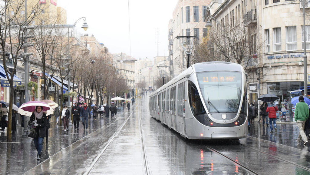 רכבת חשמלית הקו האדום ב ירושלים