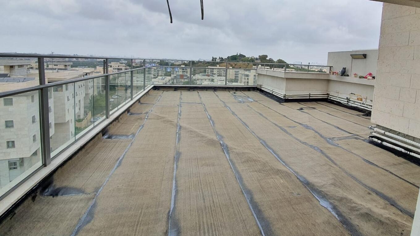 ג.ד איטום גגות - איטום מרפסת