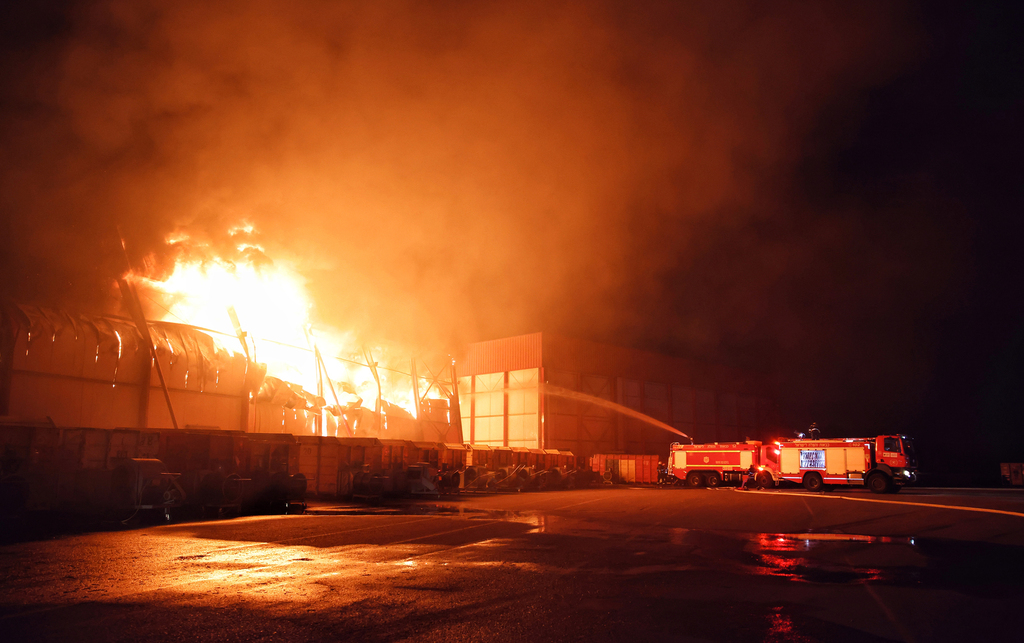 שריפת מפעל התבלינים בבית קמה