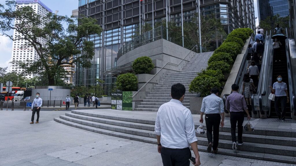גולדמן זאקס מציע לעובדיו בהונג קונג 5,000 דולר להתמודדות עם מדיניות הבידודים
