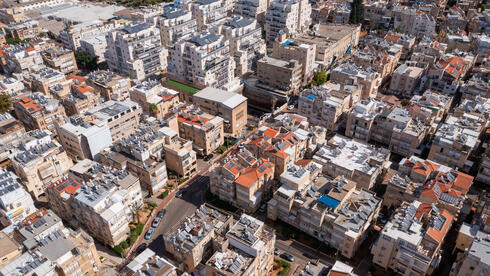 בנו 60 מ"ר ללא היתר בבני ברק - וביהמ"ש ביטל את צו ההריסה נגדם