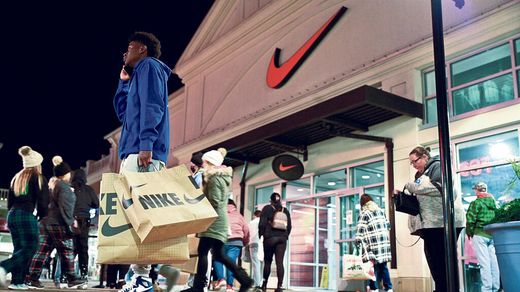 חנות של נייקי בקנטאקי