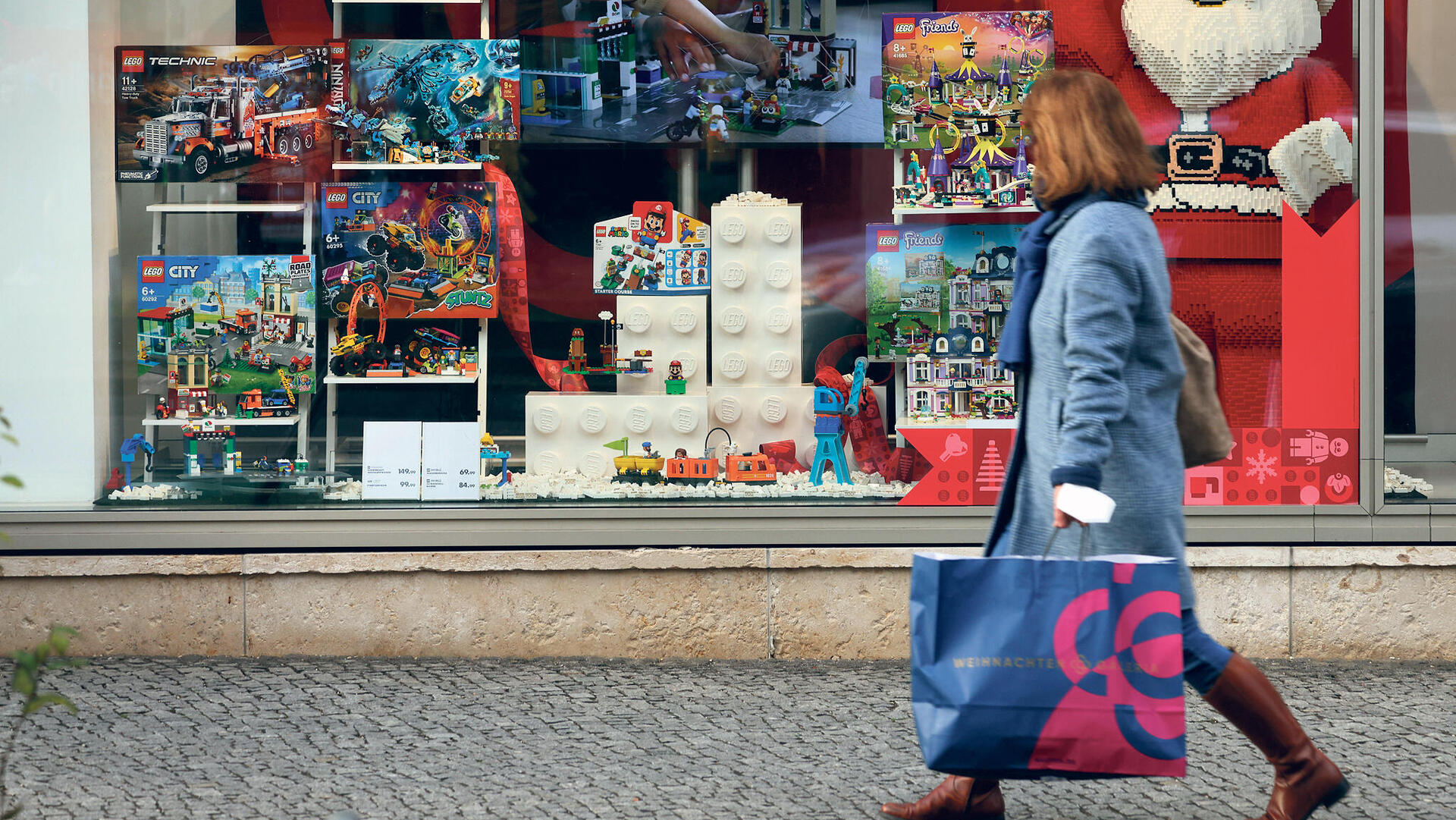 רחוב הקניות המרכזי של רובע שטגליץ ב ברלין