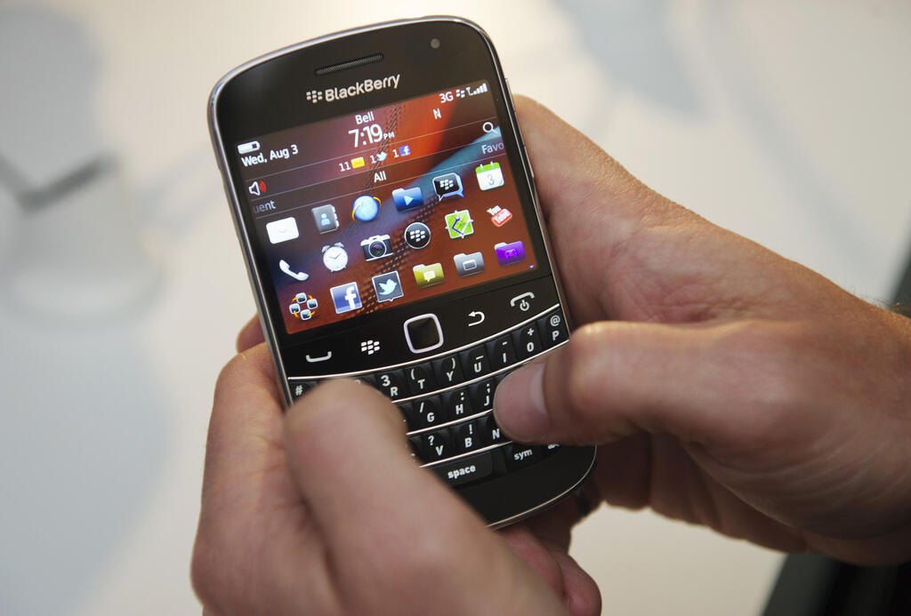 טלפון נייד בלקברי BlackBerry