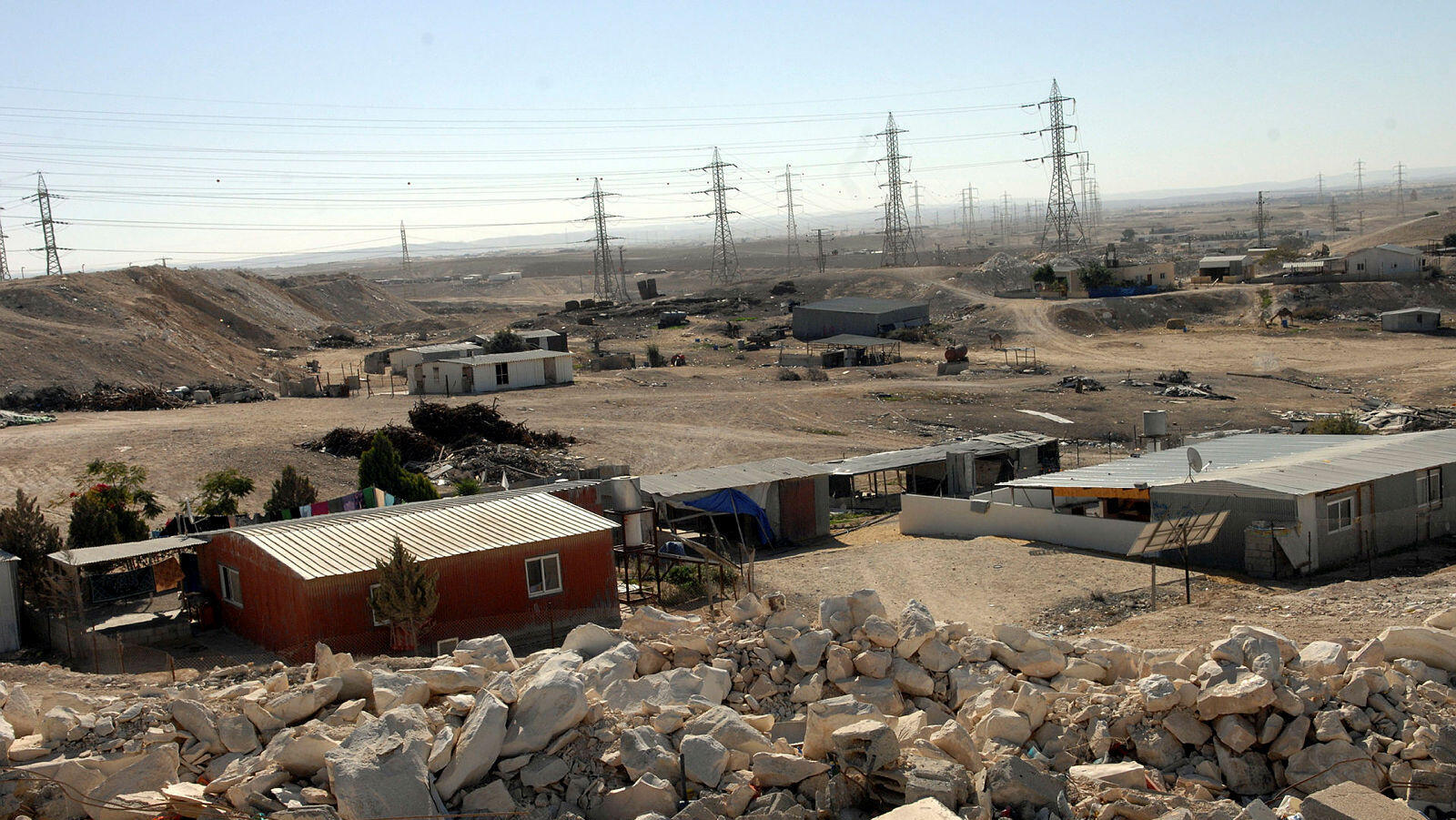 בדואים בנגב מבנים בפזורה הבדואית בנגב