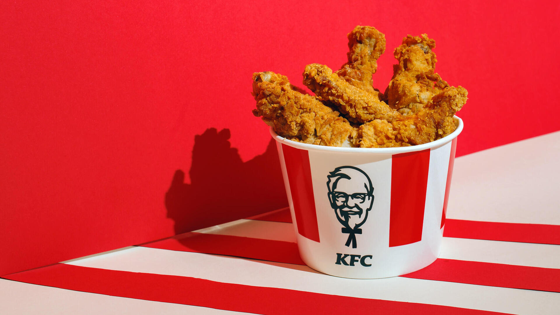 דלי עוף מטוגן של KFC