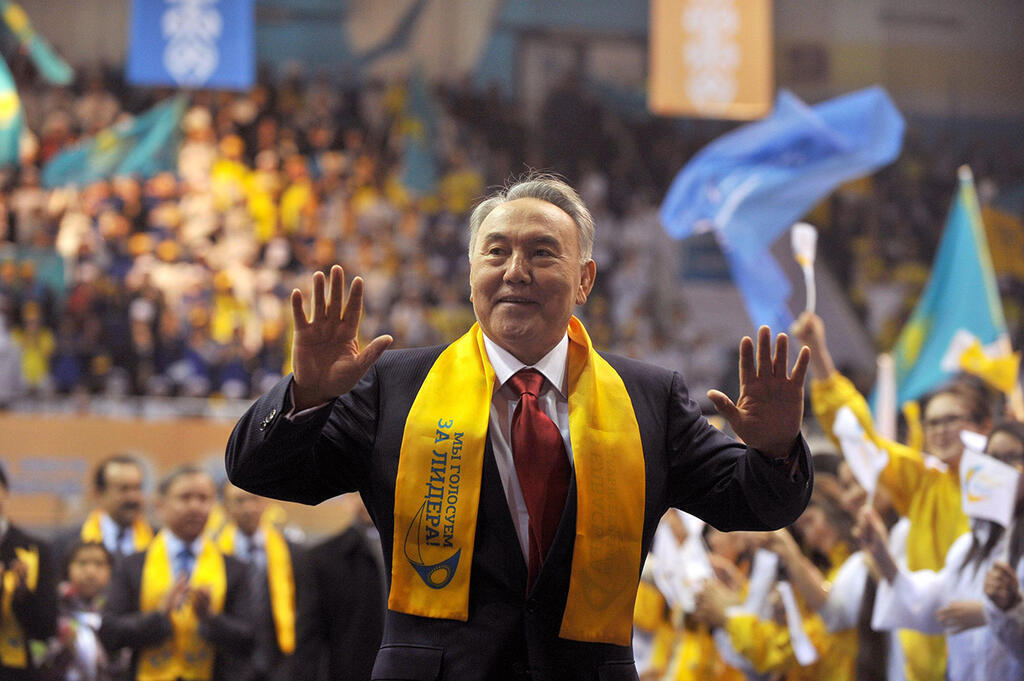 נשיא קזחסטן לשעבר נורסולטן נזרבייב