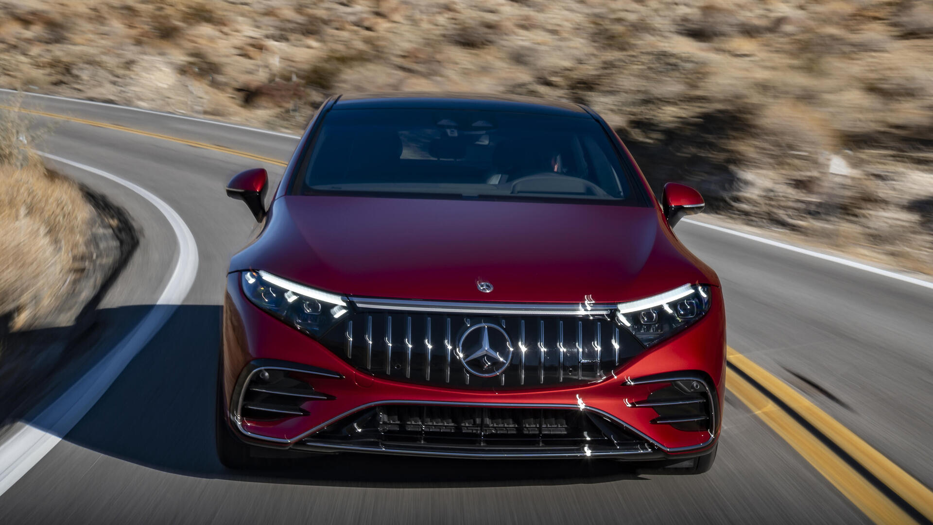 מכונית יוקרה מרצדס בנץ דיימלר