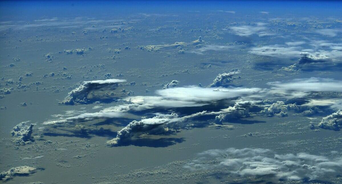 פוטו תמונות מהחלל עננים 