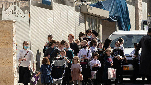 ילדים חרדים שכונת רוממה ירושלים