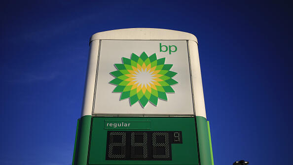 בורסות אירופה: BP נופלת ב-5%, בעלת השליטה בגוצ'י קופצת ב-10%