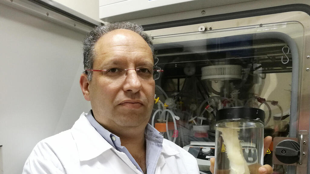 ד"ר שי מרצקי, מנכ"ל בונוס ביוגרופ ובעל השליטה בה (צילום: אליאס דאוד) דוקטור שי מרצקי מנכ"ל ובעל השליטה בחברת בונוס ביוגרופ