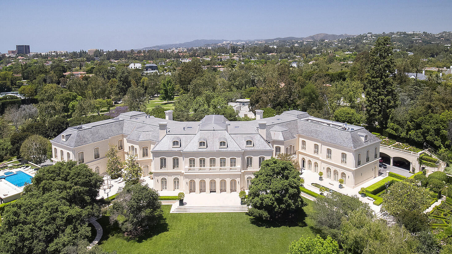 אחוזת ספלינג The Manor לוס אנג'לס