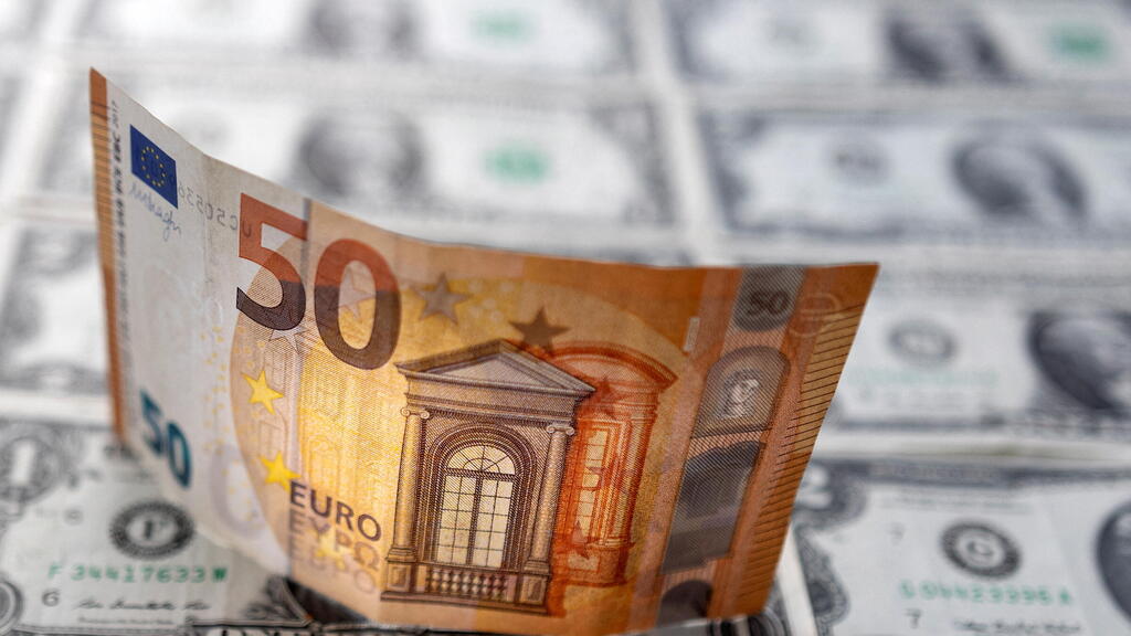 יורו דולר דולרים כסף מזומן מט"ח מטבע חוץ