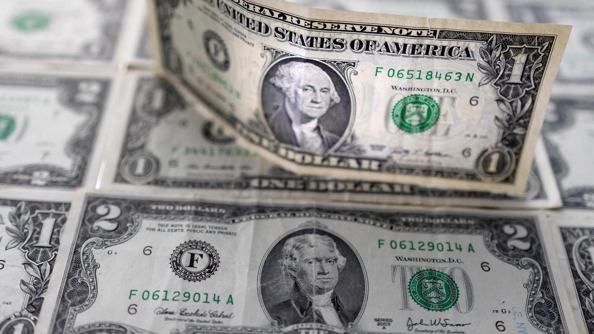 דולר דולרים כסף מזומן מט"ח מטבע חוץ