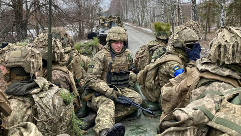 תרגיל צבא אוקראינה לקראת מלחמה עם רוסיה. מעכשיו, חבר
