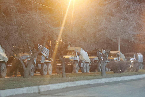 כלי רכב צבאיים רוסיים במזרח אוקראינה, צילום: רויטרס
