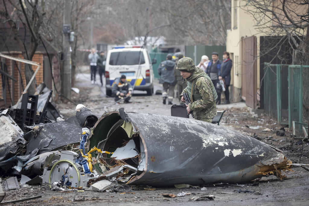 שרידי כלי טייס ב קייב אוקראינה