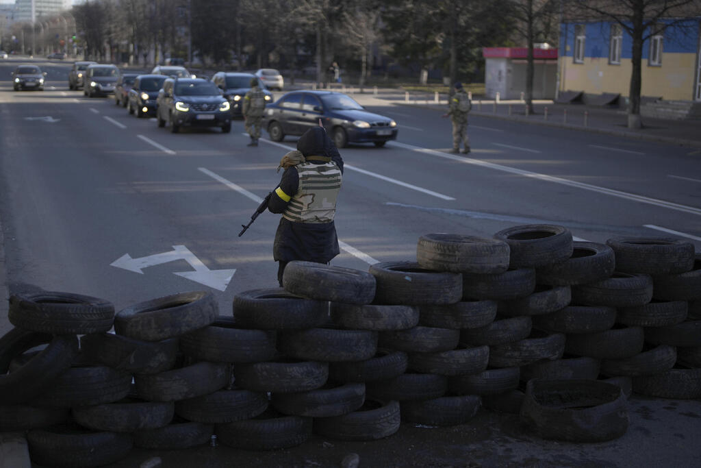 מחסום צבאי ב קייב אוקראינה