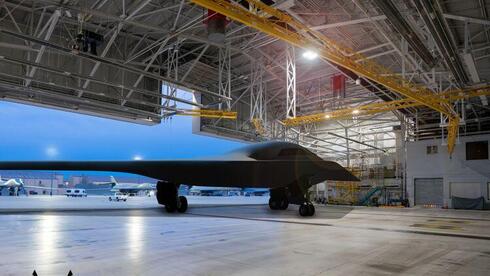 מטוס B-21, המפציץ החמקן החדש של חיל האוויר האמריקאי, הדמיה: חיל האוויר האמריקאי/נורת