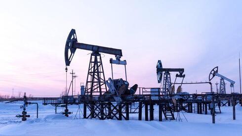 קידוח נפט שדה נפט ברוסיה, צילום: גטי 