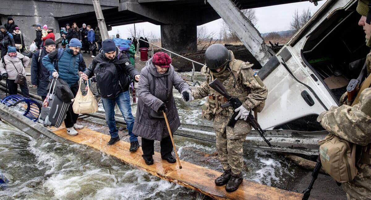פוטו פליטים אוקראינה אירפין גשר