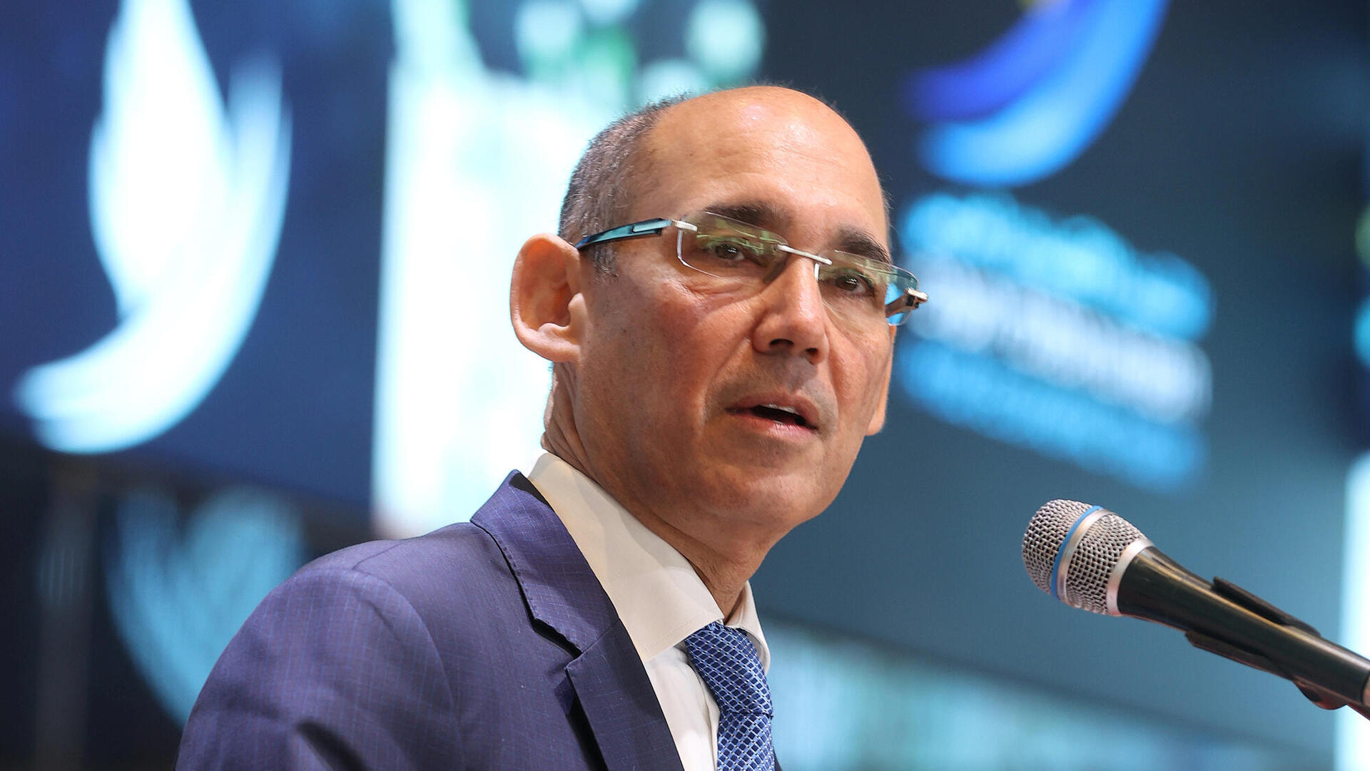 אמיר ירון נגיד בנק ישראל הוועידה השנתית של הפורום הכלכלי הערבי