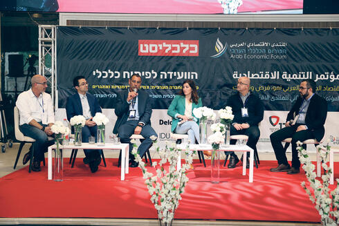 <span style="font-weight: normal;">From right: Moderator Khalil Shawahna, Hatem Yazbek, Basma Khalaff, Nizar Mashal, Ali Ayoub, and Fadi Swidan</span>  