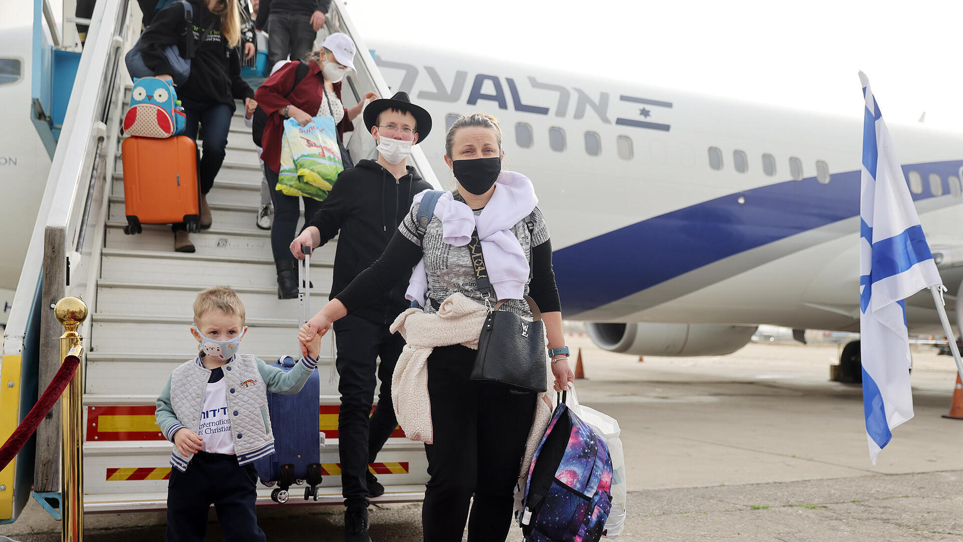פליטים עולים מאוקראינה בנתב"ג