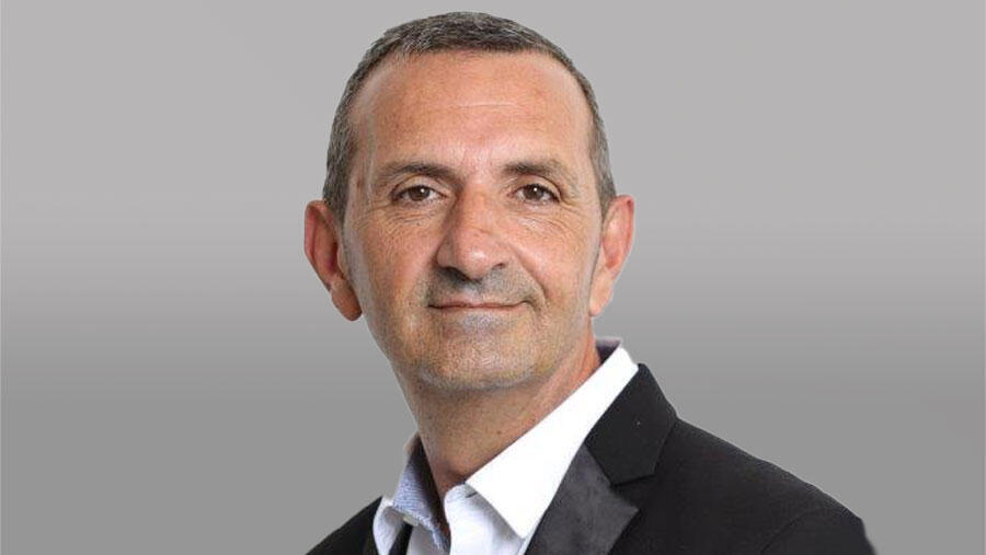 עדי צים דן אנד ברדסטריט