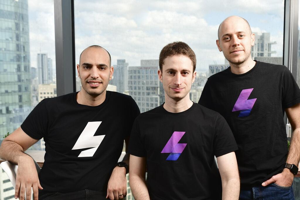 Lightlytics founders
