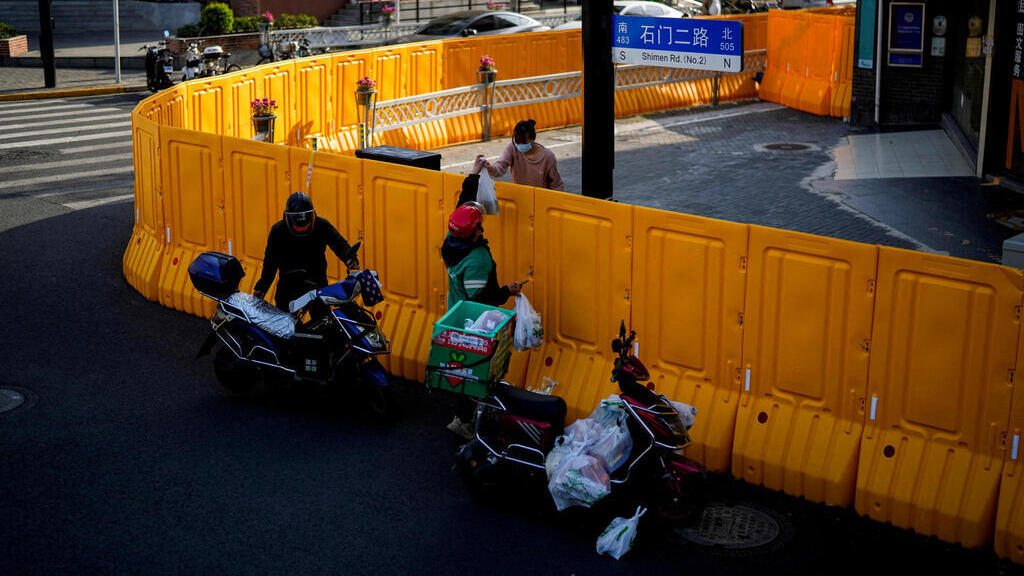 שיא נדבקים בשנגחאי: סגר מדורג על 26 מיליון איש