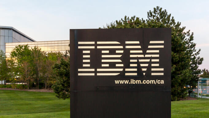 IBM עקפה את התחזיות, אך הזהירה מהשלכות מדיניות ממשל טראמפ
