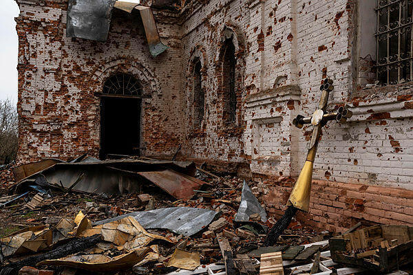 כנסייה שנהרסה בהפגזות, צילום: AP