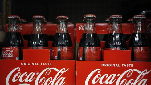 קוקה קולה מייקרת את המשקאות הקלים, הבירות ומוצרי החלב של טרה