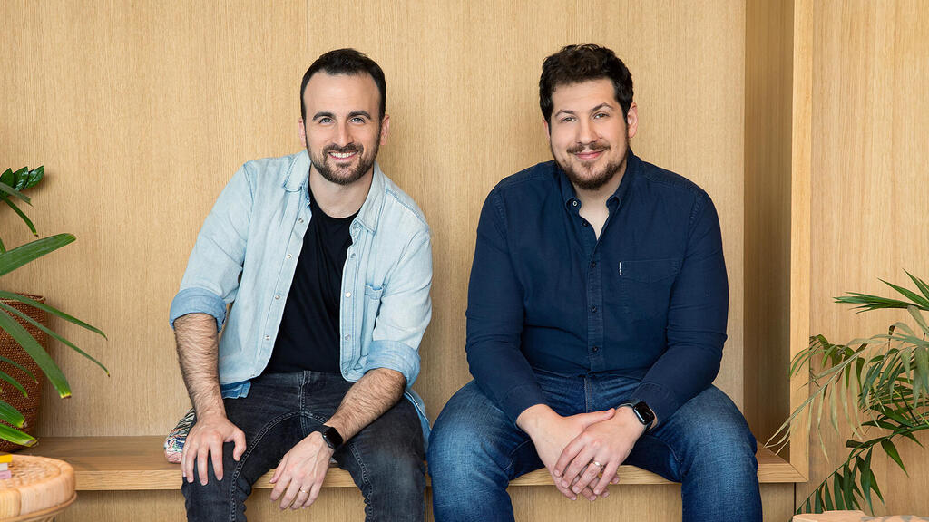 רון גורה ויונתן ברגמן, מייסדי empathy (צילום: דדי אליאס) מגזין עצמאות 4.5.22 מימין יונתן ברגמן אמפתי ו רון גורה מייסדי אמפת'י Empathy