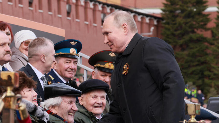 נשיא רוסיה ולדימיר פוטין במצעד צבאי מאי 2022