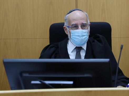 השופט אשר קולה. קבע כי המשפט יימשך כסדרו, צילום: אלעד גרשגורן