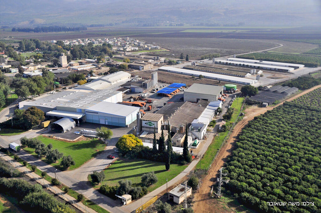 מפעל חוליות בקיבוץ שדה נחמיה